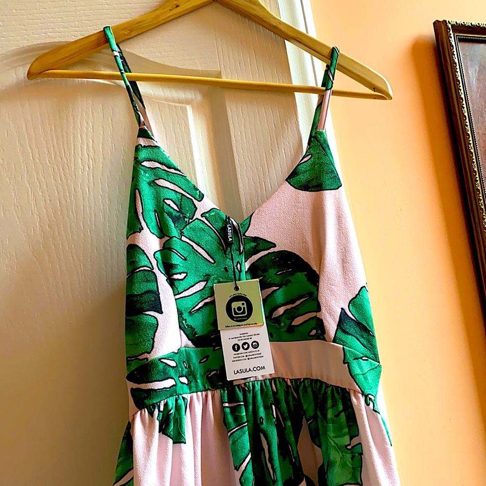 LASULA Palm Print Maxi Dress 👗